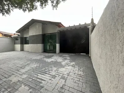 Imóvel Comercial com 5 Quartos para alugar, 300m² no Dom Pedro I, Manaus