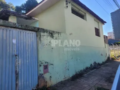 Casa com 2 Quartos à venda, 115m² no Centro, São Carlos