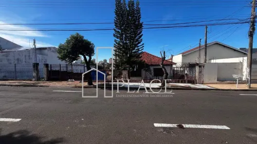 Lote/Terreno à venda, 726m² no Alto Cafezal, Marília