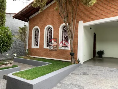 Casa com 4 Quartos à venda, 251m² no Vila Industrial, São José dos Campos