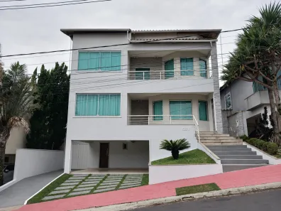 Casa de Condomínio com 4 Quartos para alugar, 257m² no Estrela Sul, Juiz de Fora