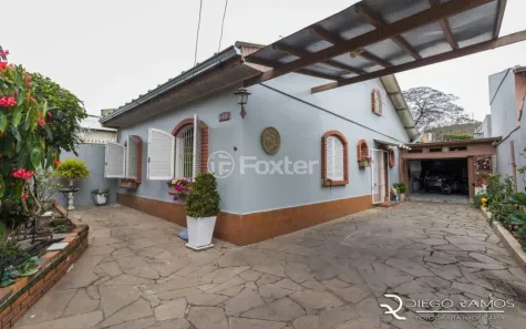 Casa com 3 Quartos à venda, 235m² no Partenon, Porto Alegre