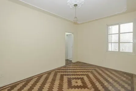 Apartamento com 2 Quartos à venda, 58m² no Bom Fim, Porto Alegre