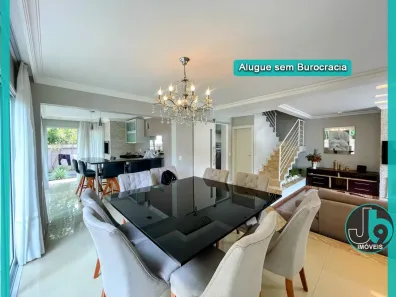 Sobrado com 4 Quartos para alugar, 270m² no Orleans, Curitiba