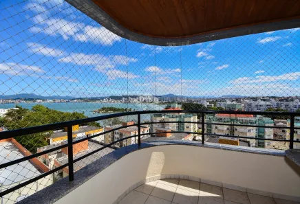 Apartamento com 3 Quartos à venda, 105m² no Bom Abrigo, Florianópolis