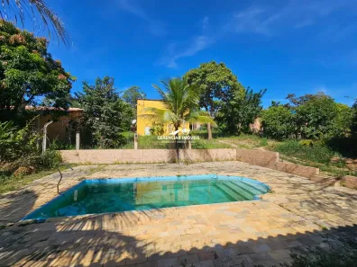 Fazenda/Sítio com 3 Quartos à venda, 1600m² no Centro, Esmeraldas