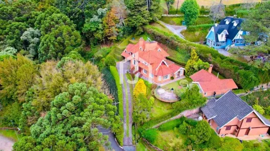 Casa de Condomínio com 4 Quartos à venda, 455m² no Lot Valeu Noiva, Campos do Jordão