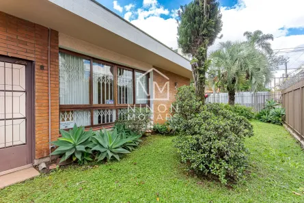 Casa com 4 Quartos à venda, 250m² no Água Verde, Curitiba