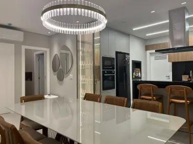 Apartamento com 4 Quartos para alugar, 135m² no Centro, Balneário Camboriú