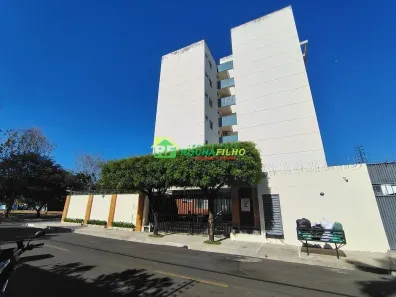 Apartamento com 2 Quartos para alugar, 98m² no Planalto, Teresina