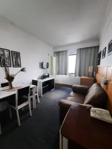 Apartamento com 1 Quarto para alugar, 29m² no Vila Moreira, Guarulhos