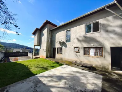 Sobrado com 3 Quartos à venda, 250m² no Santa Inês, Caieiras