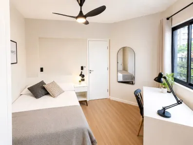 Apartamento com 1 Quarto para alugar, 15m² no Vila Olímpia, São Paulo