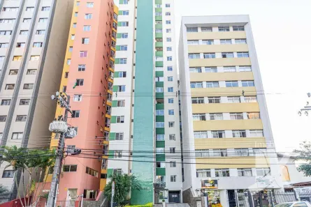 Apartamento com 1 Quarto para alugar, 24m² no Cristo Rei, Curitiba