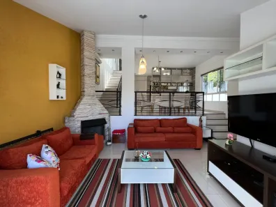 Casa com 3 Quartos à venda, 230m² no Pantanal, Florianópolis