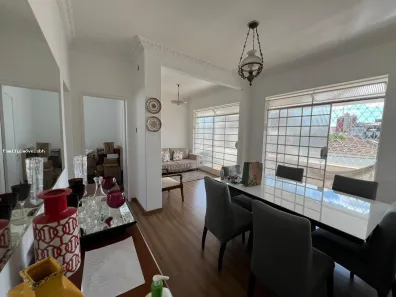 Casa com 3 Quartos à venda, 278m² no Floresta, Belo Horizonte