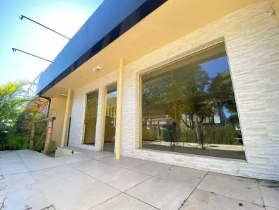 Imóvel Comercial para venda ou aluguel, 250m² no Jardim Itu, Porto Alegre