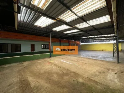 Prédio Comercial para alugar, 1480m² no Vila Figueira, Suzano