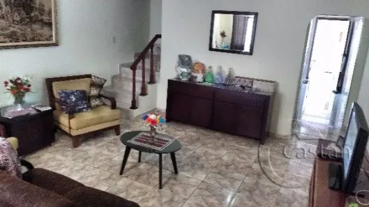 Sobrado com 2 Quartos à venda, 200m² no Vila Bertioga, São Paulo