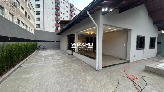 Casa com 5 Quartos à venda, 235m² no Caiçara, Praia Grande