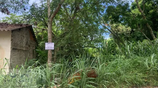 Lote/Terreno à venda, 360m² no Jardim Interlagos (Ponta Negra), Maricá
