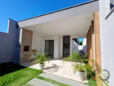 Casa de Condomínio com 3 Quartos à venda, 130m² no Sapiranga-Coité, Fortaleza