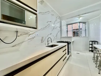 Apartamento com 2 Quartos à venda, 60m² no Jardim Las Palmas, Guarujá