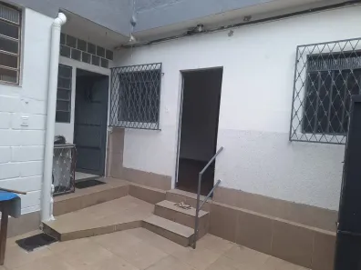 Casa com 1 Quarto para alugar, 70m² no Horto Florestal, Belo Horizonte