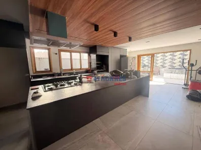 Sobrado com 4 Quartos à venda, 200m² no Lar São Paulo, São Paulo