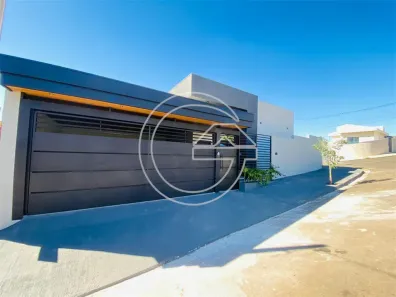Casa com 3 Quartos à venda, 170m² no Centro, Marília
