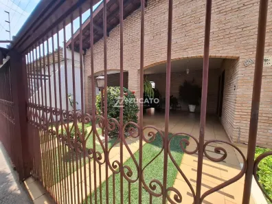 Casa com 5 Quartos à venda, 325m² no Olinda, Uberaba
