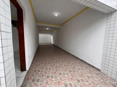 Sobrado com 3 Quartos para alugar, 110m² no Tupi, Praia Grande