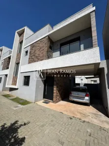 Sobrado com 3 Quartos à venda, 163m² no Boqueirão, Curitiba