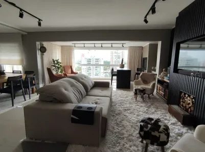 Apartamento com 3 Quartos à venda, 163m² no Jardim do Salso, Porto Alegre