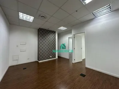 Sala Comercial para venda ou aluguel, 82m² no Vila Cordeiro, São Paulo