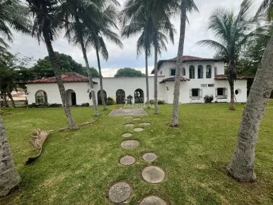 Casa com 5 Quartos à venda, 561m² no Bananeiras (Iguabinha), Araruama