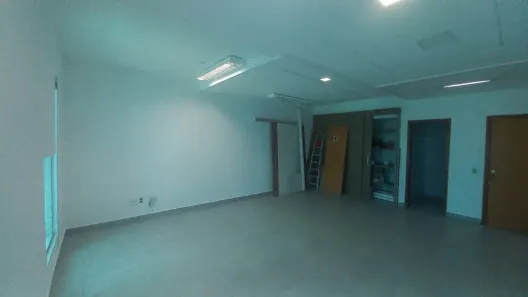 Sala Comercial para alugar, 105m² no Bosque da Saúde, Cuiabá