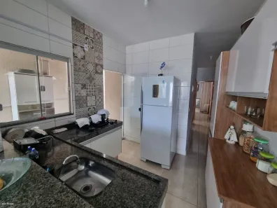 Casa com 2 Quartos à venda, 75m² no Setor das Nações, Goiânia