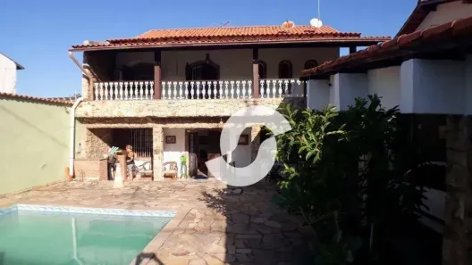 Casa com 6 Quartos à venda, 280m² no Piratininga, Niterói