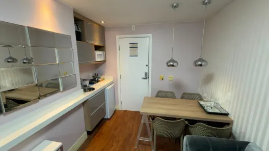 Flat com 1 Quarto para alugar, 40m² no Praia do Pecado, Macaé