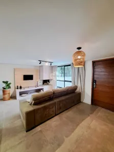 Casa com 2 Quartos à venda, 131m² no Vila Ipiranga, Porto Alegre