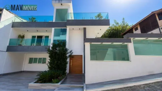Casa com 3 Quartos à venda, 300m² no Vila Valqueire, Rio de Janeiro