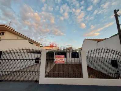 Casa com 2 Quartos para alugar, 110m² no Jardim América, Maringá