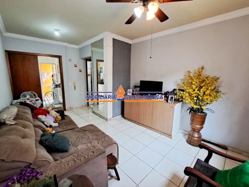Casa com 2 quartos — Copacabana, Belo Horizonte