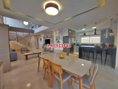 Casa de Condomínio com 3 Quartos à venda, 300m² no Pinheiro, Valinhos