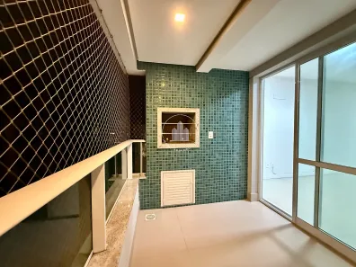 Apartamento com 2 Quartos à venda, 78m² no Barreiros, São José