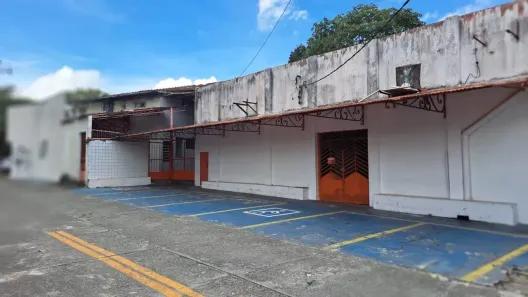 Prédio Comercial com 15 Quartos para alugar, 300m² no Souza, Belém