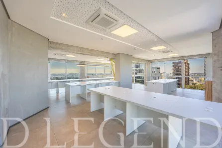 Sala Comercial para alugar, 134m² no São João, Porto Alegre