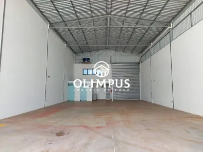 Galpão/Depósito/Armazém para alugar, 300m² no Marta Helena, Uberlândia