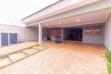 Casa com 4 Quartos à venda, 275m² no Parque Residencial Presidente Médici, Itu